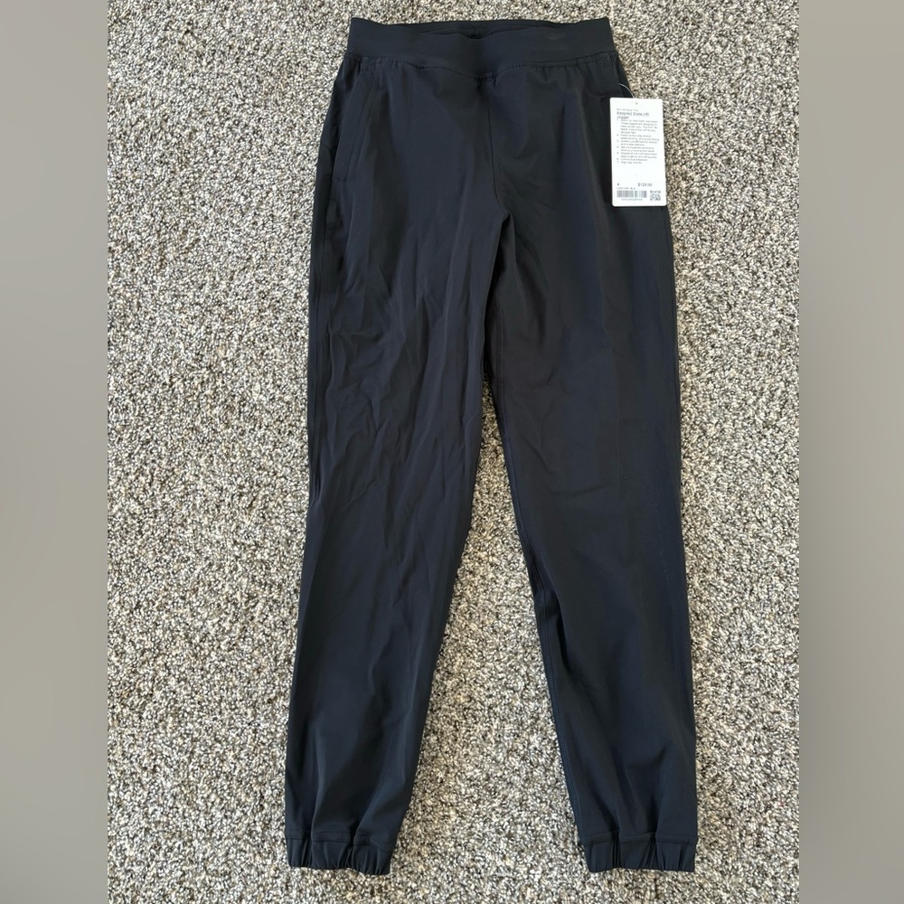 SOLD Lululemonn adapted state joggers